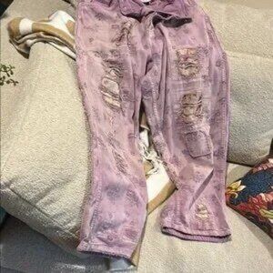 Magnolia Pearl Lavender and Cream Trousers
